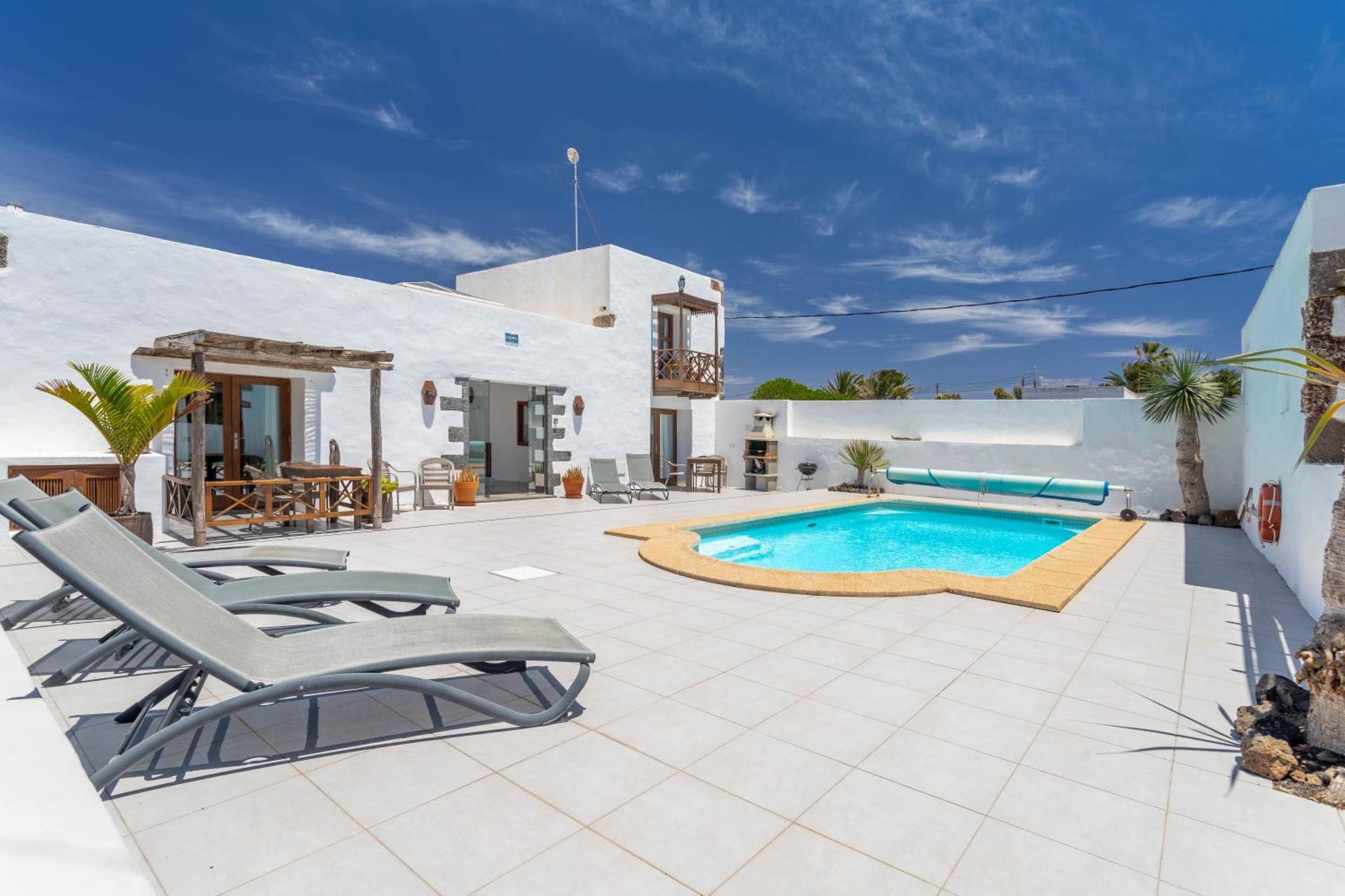 Balcon Botanico - Shared Pool - Island Location - 10 Mins Drive To Famara And La Santa Appartement Tiagua